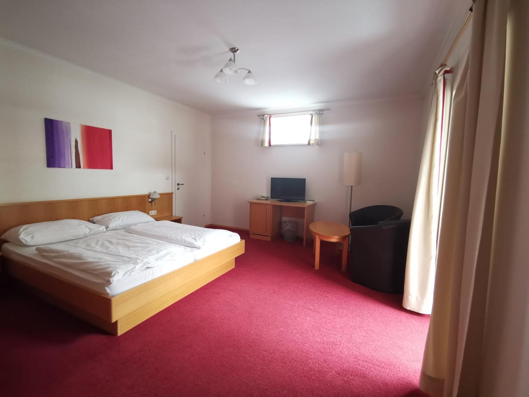 Gasthof Zum Hirschen Hotel Алтаусзее Екстериор снимка